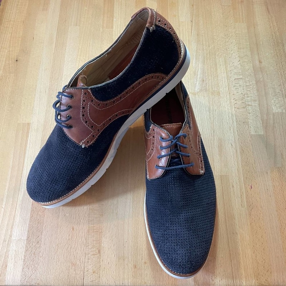 Johnston & Murphy Suede Saddle Oxford